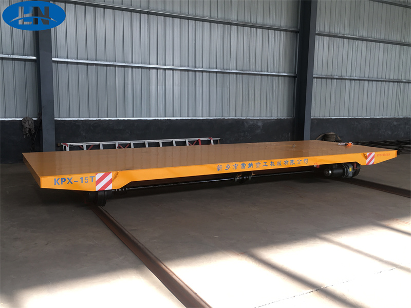 Tá tús á chur amárach.