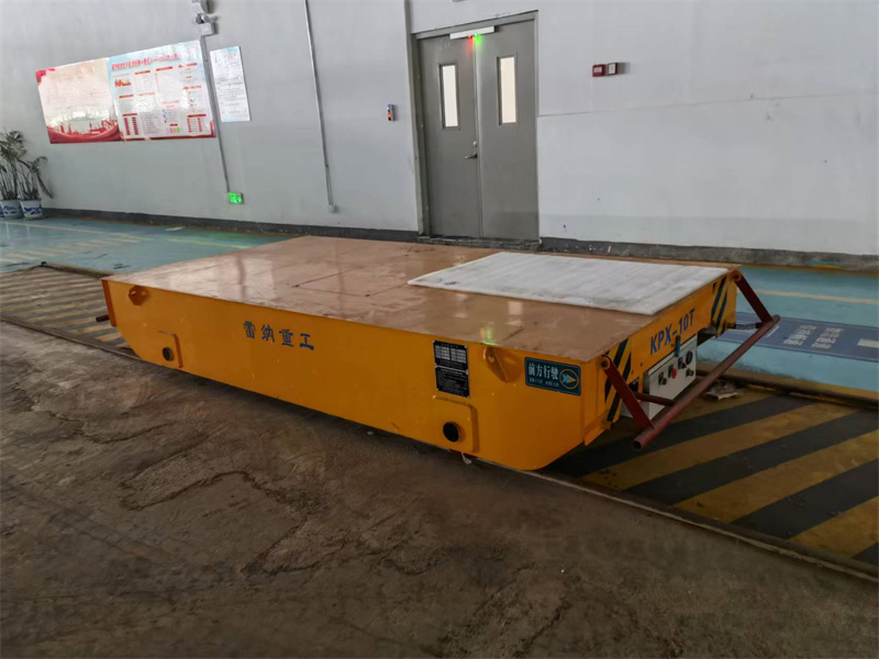 13) Cumann Uaimheadóireachta na hÉireann