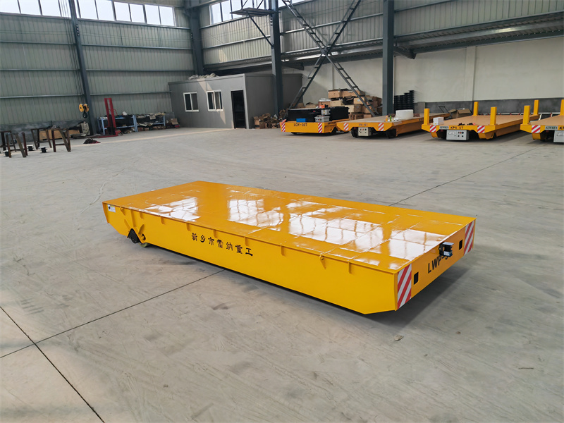 13) Cumann Uaimheadóireachta na hÉireann.