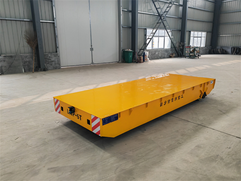 13) Cumann Uaimheadóireachta na hÉireann.