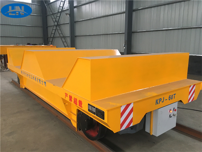 Tá tús á chur amárach le hobair.