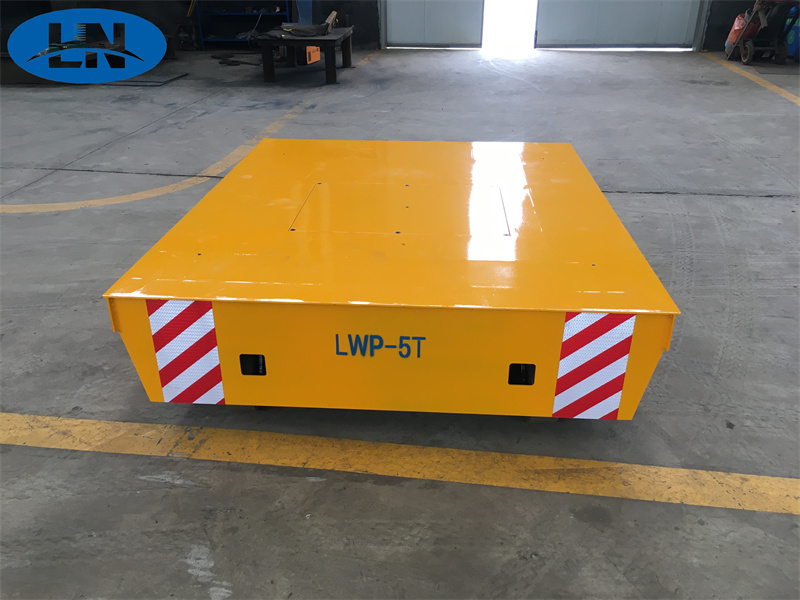 13) Cumann Uaimheadóireachta na hÉireann.