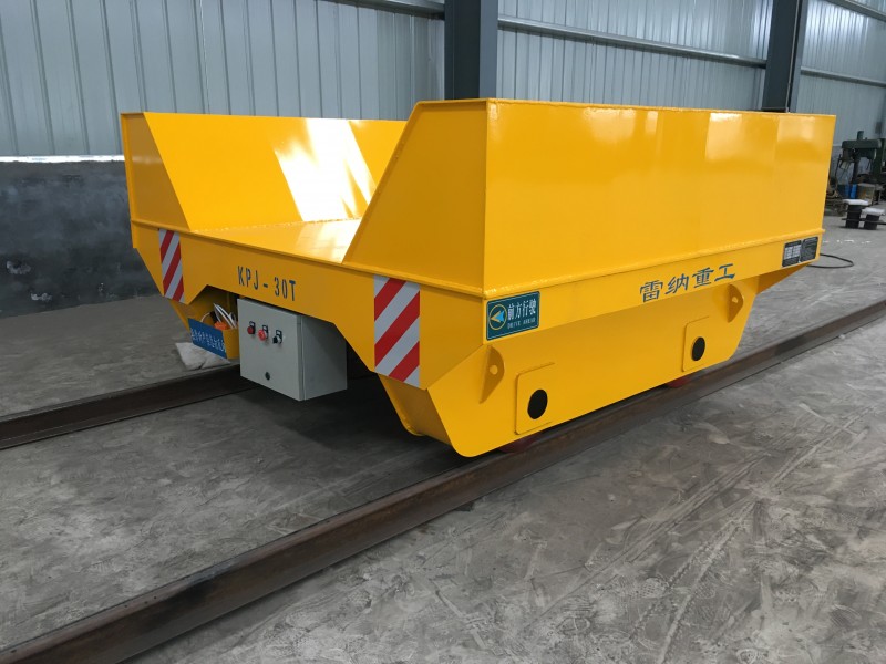 Tá tús á chur amárach le hobair athchóirithe atá beartaithe ar 22 scoil a thóg Western Building Systems