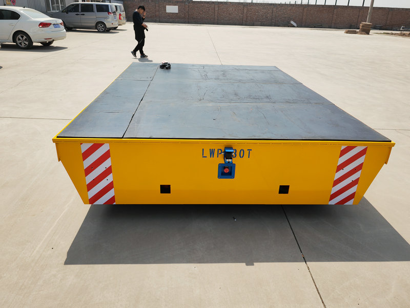 Tá tús á chur amárach le hobair athchóirithe atá beartaithe ar 22 scoil a thóg Western Building Systems