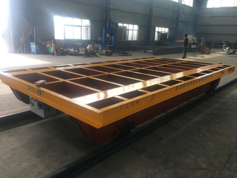 Tá tús á chur amárach le hobair athchóirithe atá beartaithe ar 22 scoil a thóg Western Building Systems