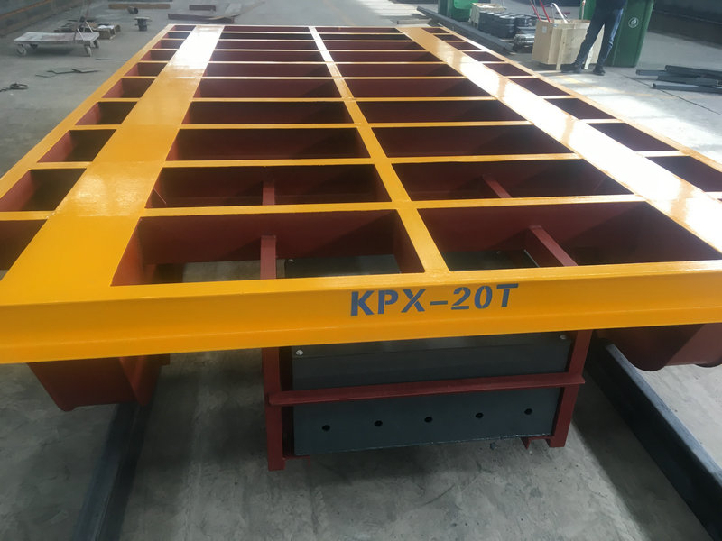 Tá tús á chur amárach le hobair athchóirithe atá beartaithe ar 22 scoil a thóg Western Building Systems